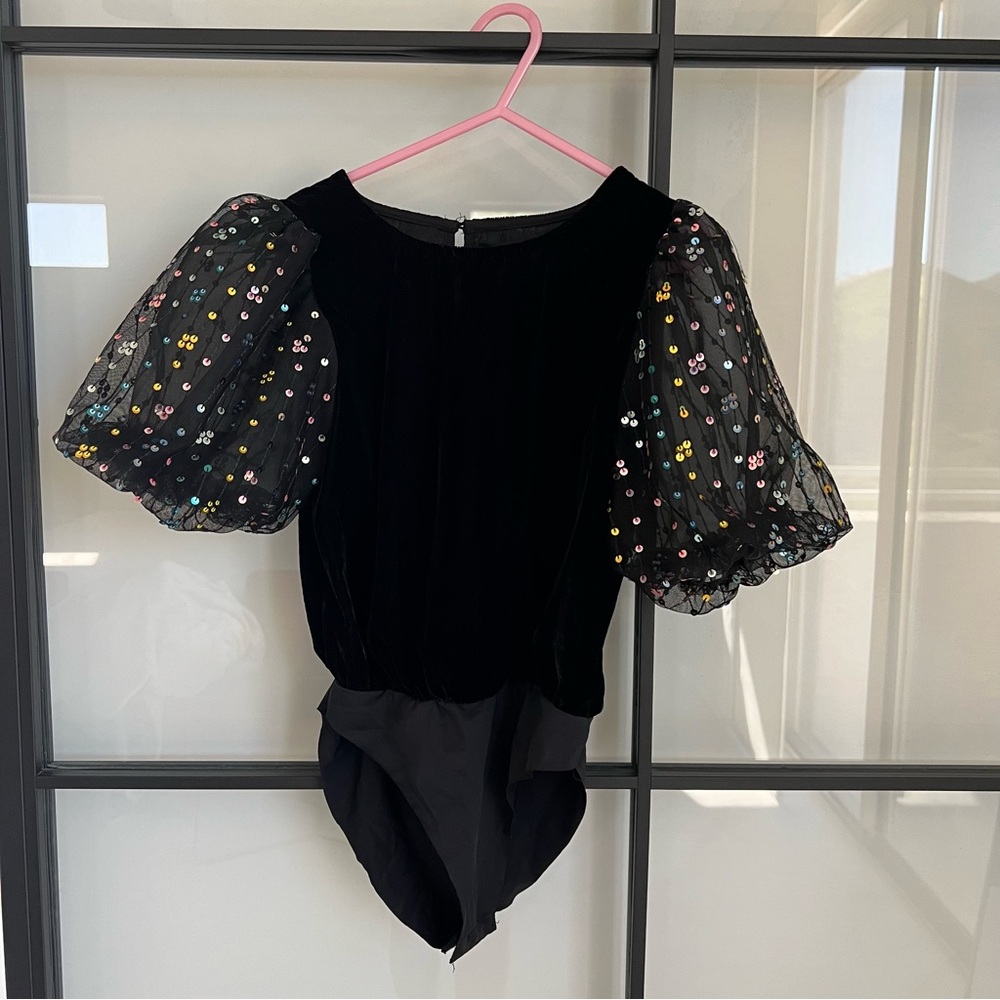 Zara Girls size 9 Sequin Puff Sleeve Velvet Bodysuit